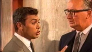 Forty Pounds Of Trouble Trailer 1963 thumbnail